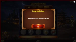 Tampilan layar permainan slot East West Wild pada perangkat seluler